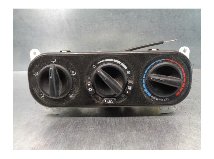 Recambio de mando calefaccion / aire acondicionado para dodge caliber 2.0 16v crd cat referencia OEM IAM P55111874AC 55111874AC 