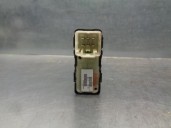Recambio de mando elevalunas trasero derecho para dodge caliber 2.0 16v crd cat referencia OEM IAM 56040693AD 
