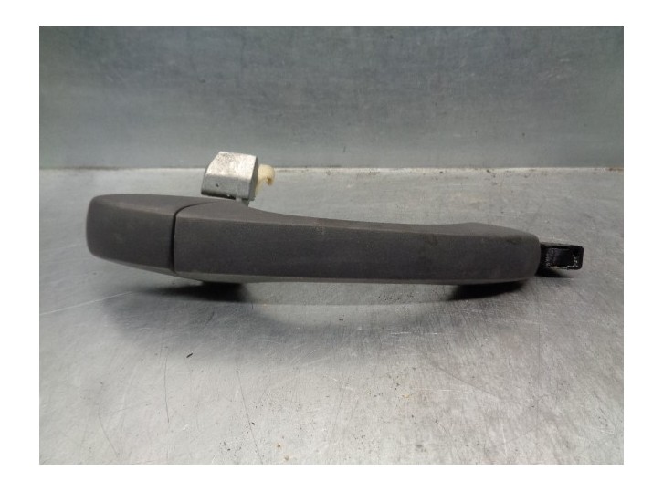 Recambio de maneta exterior delantera derecha para dodge caliber 2.0 16v crd cat referencia OEM IAM 5074189AD 