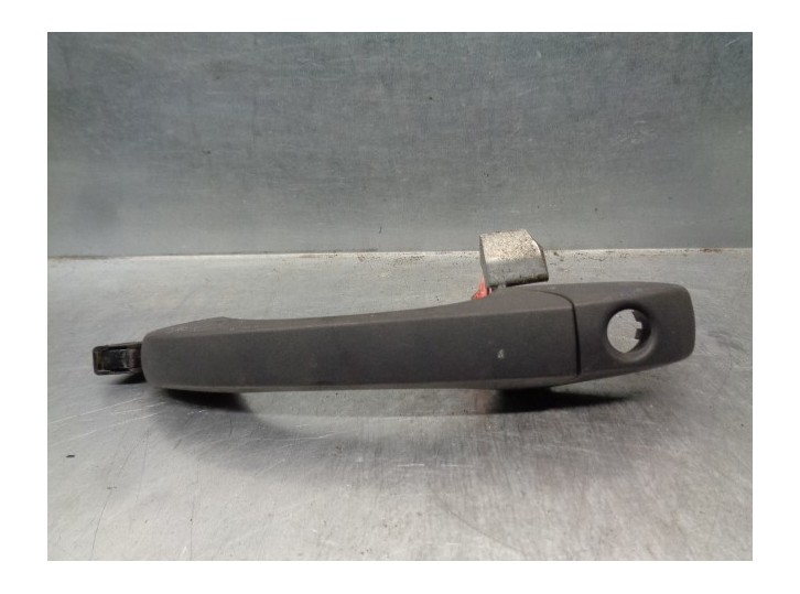 Recambio de maneta exterior delantera izquierda para dodge caliber 2.0 16v crd cat referencia OEM IAM 5074194AD 