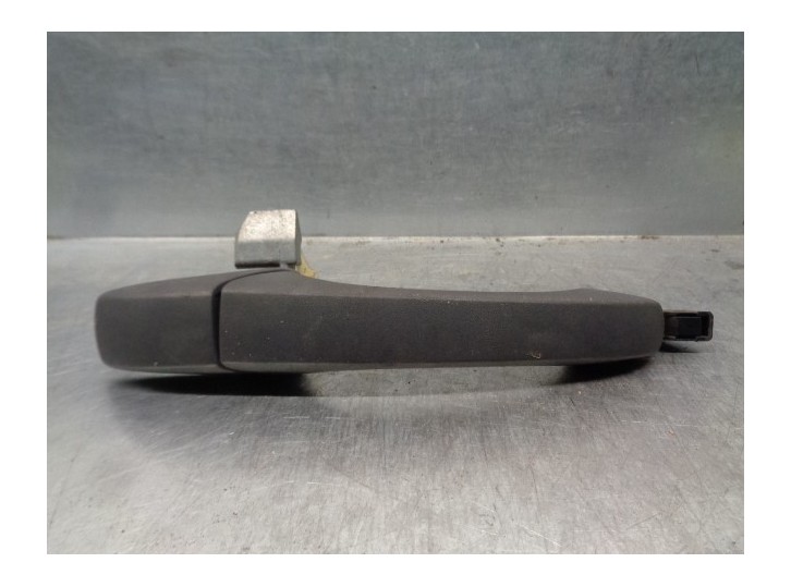Replacement rear right exterior door handle for Dodge Caliber 2.0 16V CRD CAT OEM IAM reference 5074195AD 