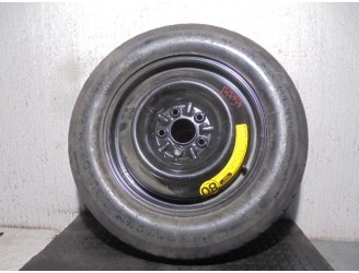 Recambio de neumatico repuesto para dodge caliber 2.0 16v crd cat referencia OEM IAM 05105079AA T15590D16100M GOODYEAR