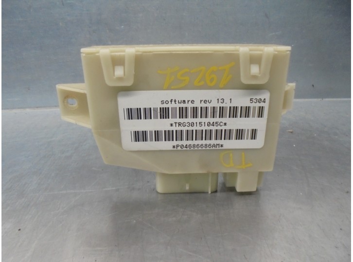 Replacement central locking unit for Chrysler Voyager (RG) 2.8 CRD CAT OEM IAM reference P04686686AM 04686686AM 