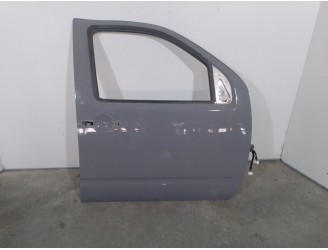 Replacement front right door for Nissan Navara Pick-Up (D40M) 2.5 dCi CAT OEM IAM reference H01005X0MB GRIS