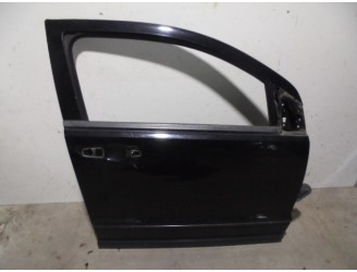 Recambio de puerta delantera derecha para dodge caliber 2.0 16v crd cat referencia OEM IAM 5074154AB NEGRA 5 PUERTAS