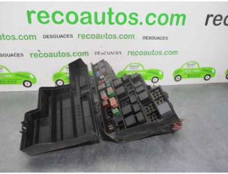 Recambio de caja reles / fusibles para jaguar s-type 2.7 v6 diesel cat referencia OEM IAM 2R8T14A003EC 