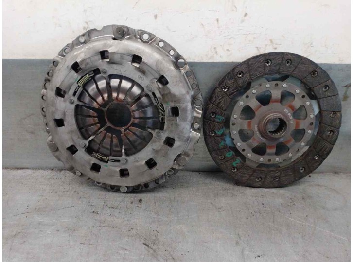 Recambio de kit embrague para bmw serie 3 berlina (e46) 2.0 diesel cat referencia OEM IAM 21207551327 