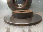 Replacement front brake disc for Opel Corsa C 1.0 12V CAT (Z 10 XE / LW3) OEM IAM reference 4249F0 