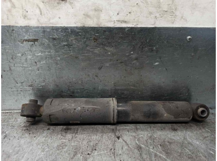 Recambio de amortiguador trasero derecho para hyundai i20 style referencia OEM IAM 553001J00  