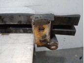 Replacement front bumper reinforcement for Nissan Navara pick-up (D40M) 2.5 dCi CAT OEM IAM reference 501005X33A 
