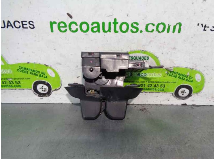 Replacement boot / tailgate lock for Renault Laguna II (BG0) 2.2 dCi turbodiesel OEM IAM reference 4 PIN 5 DOORS