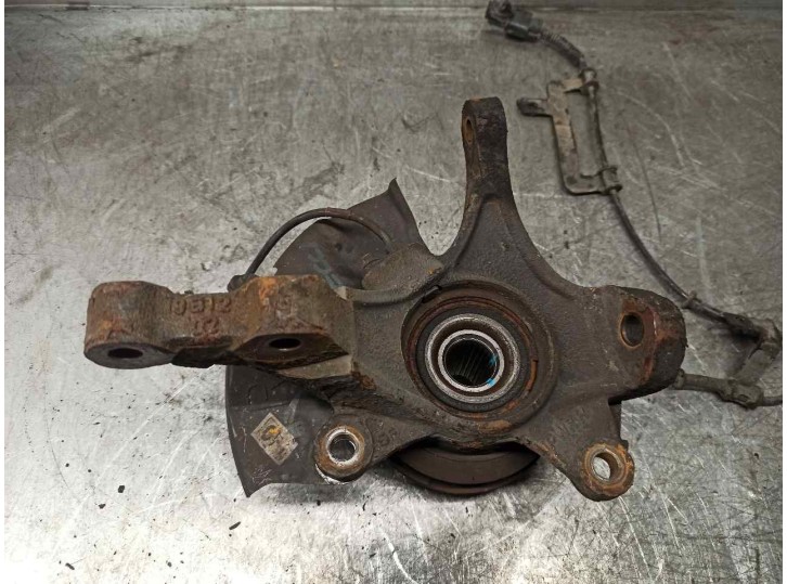 Recambio de mangueta delantera derecha para hyundai i20 style referencia OEM IAM 517161J600 