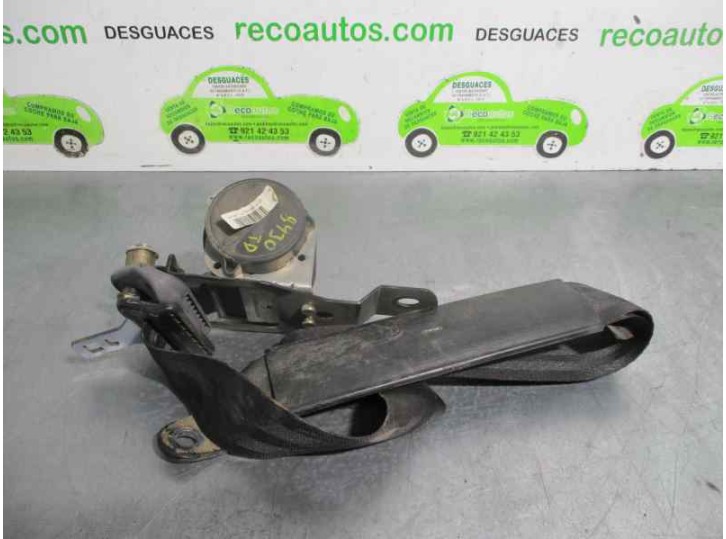 Recambio de cinturon seguridad trasero derecho para nissan cabstar tl110 3.5 referencia OEM IAM 888449X200  