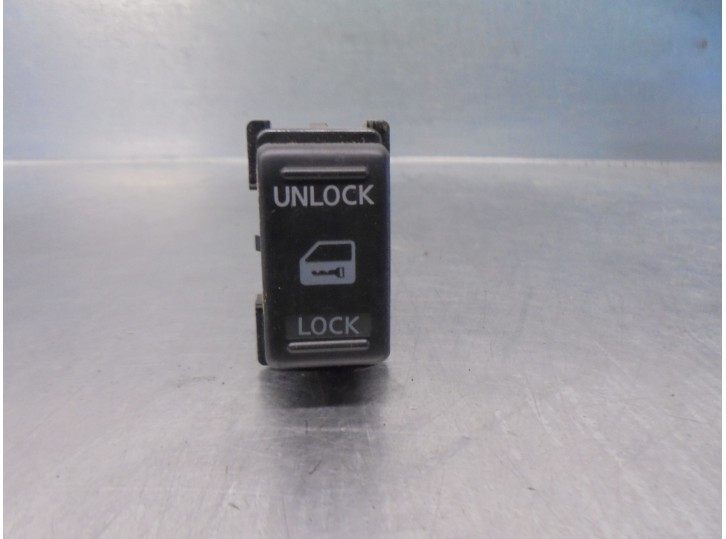 Recambio de interruptor para nissan navara pick-up (d40m) 2.5 dci cat referencia OEM IAM 252105X00A 