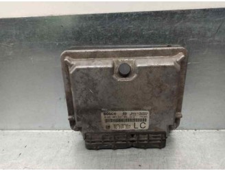 Recambio de centralita motor uce para opel sintra 2.2 16v dti referencia OEM IAM 90569337 0281001637 BOSCH