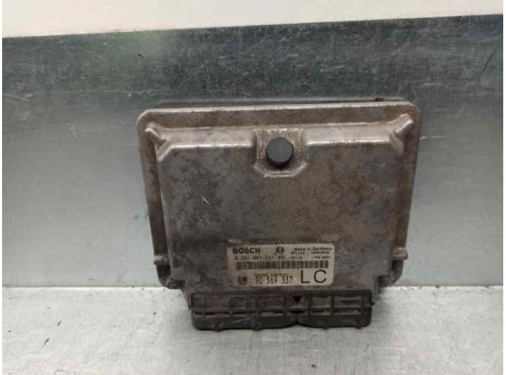 Recambio de centralita motor uce para opel sintra 2.2 16v dti referencia OEM IAM 90569337 0281001637 BOSCH