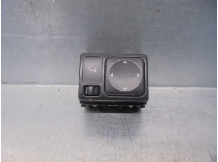 Recambio de mando retrovisor para nissan navara pick-up (d40m) 2.5 dci cat referencia OEM IAM 25570CT01B  