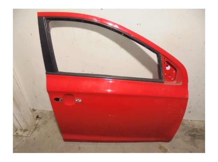 Recambio de puerta delantera derecha para hyundai i20 style referencia OEM IAM 760041J000 ROJA 5 PUERTAS