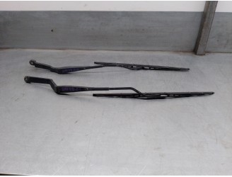 Recambio de brazo limpia delantero derecho para mg streetwise 1.4 referencia OEM IAM DKG0000 