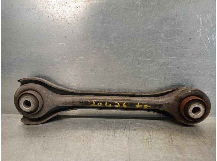 Recambio de brazo suspension superior trasero izquierdo para ssangyong rodius 2.7 turbodiesel cat referencia OEM IAM 4570121000 