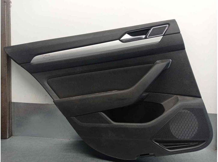 Recambio de guarnecido puerta trasera izquierda para volkswagen passat variant (3g5) 2.0 tdi referencia OEM IAM 3G5867211  