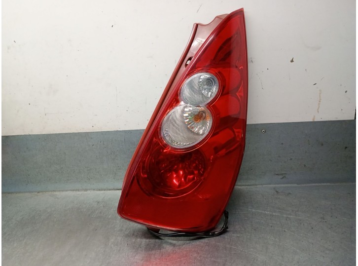 Recambio de piloto trasero derecho para mazda 5 (cr) 2.0 cd (cr19) referencia OEM IAM C23551150E C23551150E 