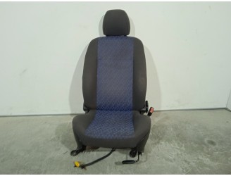 Recambio de asiento delantero derecho para ford fiesta (dx) 1.3 cat referencia OEM IAM 4507865 TELA NEGRA Y AZUL 5 PUERTAS