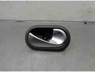 Recambio de maneta exterior delantera derecha para renault twingo 1.5 dci diesel referencia OEM IAM 8200385179  
