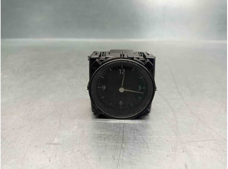 Recambio de reloj para volkswagen passat variant (3g5) 2.0 tdi referencia OEM IAM 3G0919204C 2545630 VISTEON