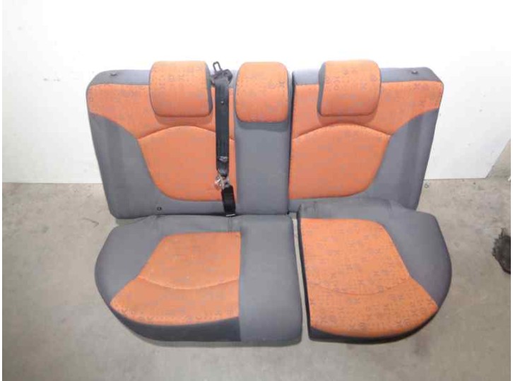 Recambio de asientos traseros para chevrolet matiz 1.0 cat referencia OEM IAM TELA GRIS Y NARANJA 5 PUERTAS