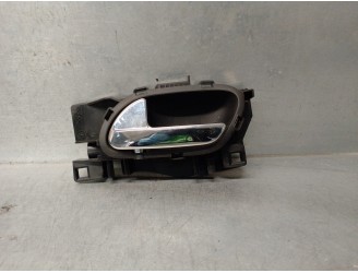 Recambio de maneta interior trasera izquierda para peugeot 3008 1.2 12v e-thp / puretech referencia OEM IAM 9683446877  5 PUERTA