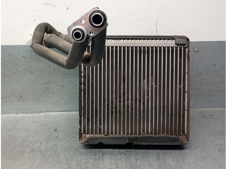 Recambio de evaporador aire acondicionado para ford b-max (jk) 1.6 tdci referencia OEM IAM AV1119D710AB 1856011 