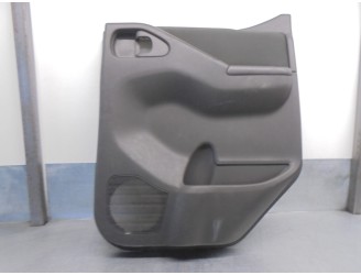 Recambio de guarnecido puerta trasera derecha para nissan navara pick-up (d40m) 2.5 dci cat referencia OEM IAM 829005X70B 