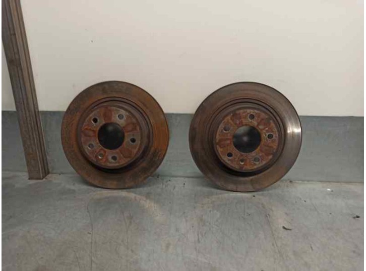 Recambio de disco freno trasero para chevrolet cruze 2.0 diesel cat referencia OEM IAM 13502139 
