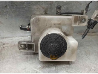 Recambio de deposito servo para toyota auris 1.8 16v cat referencia OEM IAM 