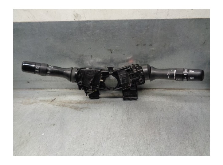 Recambio de mando luces para toyota auris 1.8 16v cat referencia OEM IAM 8924505030 