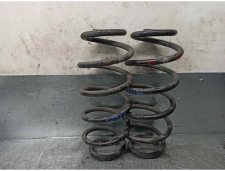 Replacement shock absorber spring for Toyota Auris 1.8 16V CAT OEM IAM reference 