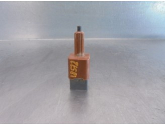 Recambio de interruptor para nissan navara pick-up (d40m) 2.5 dci cat referencia OEM IAM 25320JN00A 