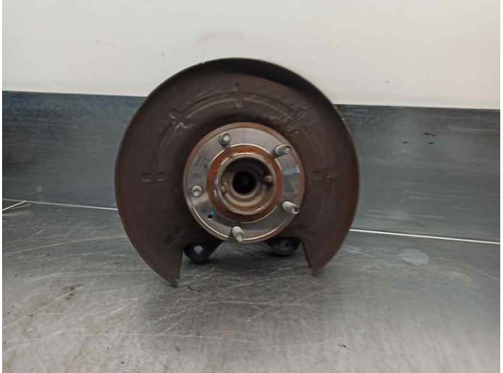 Recambio de mangueta trasera derecha para chevrolet cruze 2.0 diesel cat referencia OEM IAM 13345404 