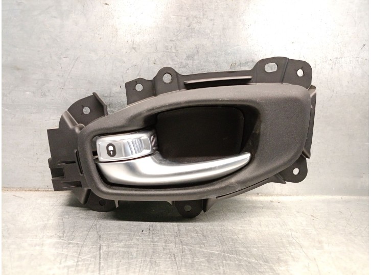 Replacement front left interior door handle for Jeep Compass (MP, M6, MV, M7) 1.4 MultiAir OEM IAM reference 5SX65TRMAA 
