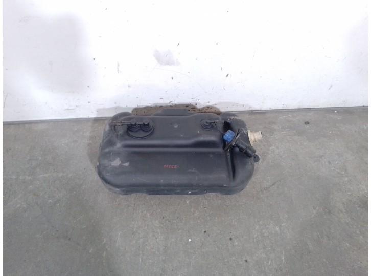 Recambio de deposito combustible para hyundai h350 furgoneta 2.5 crdi referencia OEM IAM 2851059000 2851059000 BOSCH