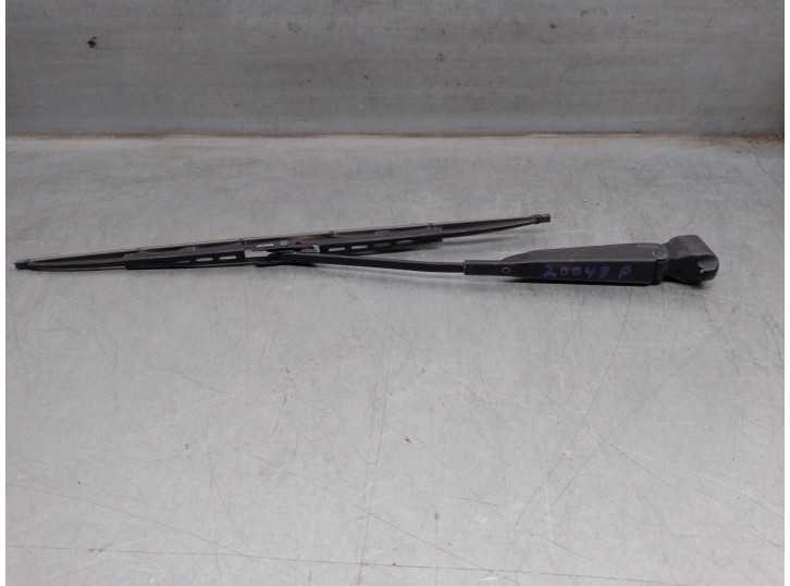 Recambio de brazo limpia trasero para mg streetwise 1.4 referencia OEM IAM DKG000090 