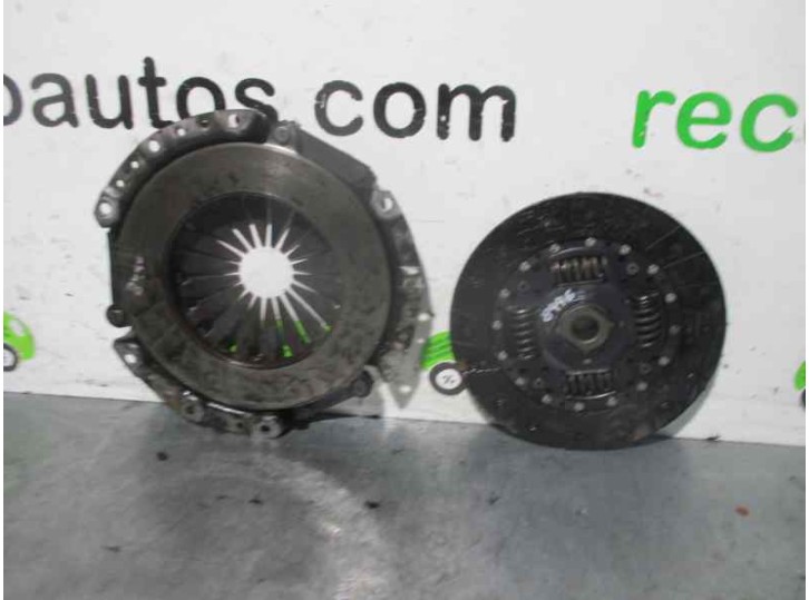 Recambio de kit embrague para kia venga 1.4 cat referencia OEM IAM 4130023138 