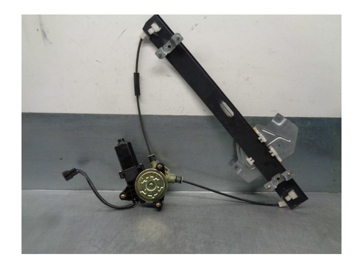 Recambio de elevalunas delantero derecho para daewoo evanda 2.0 cat referencia OEM IAM 96326860 2 PINES 4 PUERTAS