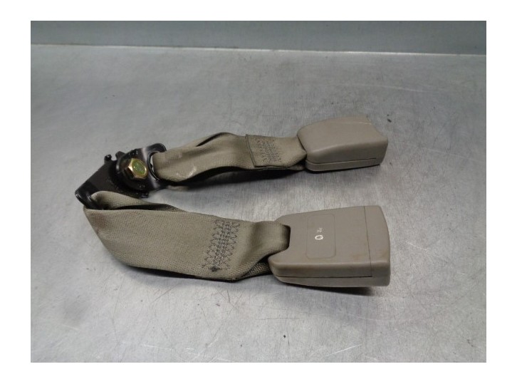Recambio de enganche cinturon para daewoo evanda 2.0 cat referencia OEM IAM TRA DER CENT.