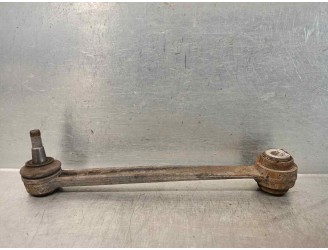 Recambio de brazo suspension inferior trasero izquierdo para ssangyong rodius 2.7 turbodiesel cat referencia OEM IAM 1513500253 