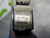 Recambio de mando elevalunas trasero derecho para renault koleos 2.0 dci diesel fap referencia OEM IAM 25411JY00A 