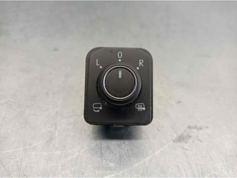 Recambio de mando retrovisor para volkswagen polo beats referencia OEM IAM 2G0959565E  