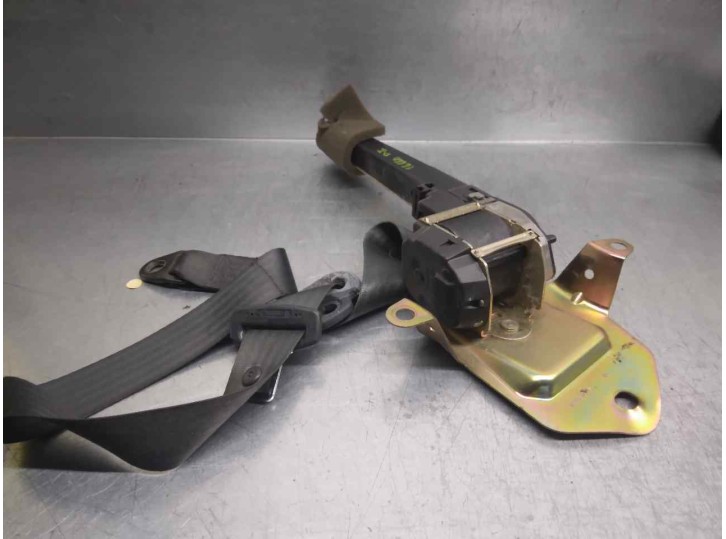 Replacement left front seat belt for Fiat Marea Berlina (185) 1.6 16V CAT OEM IAM reference 10801801 CON PRE