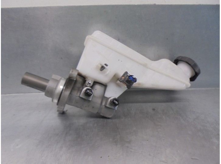 Recambio de bomba freno para kia xceed 1.0 tgdi cat referencia OEM IAM 58510J7000  